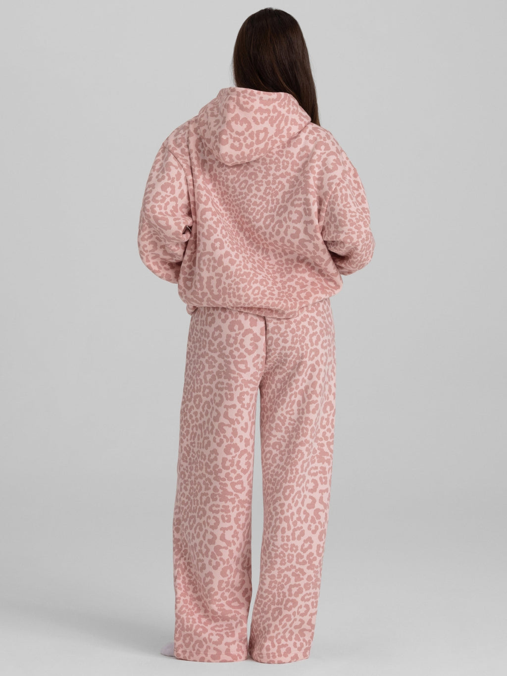 Signature Straight Leg Sweatpants