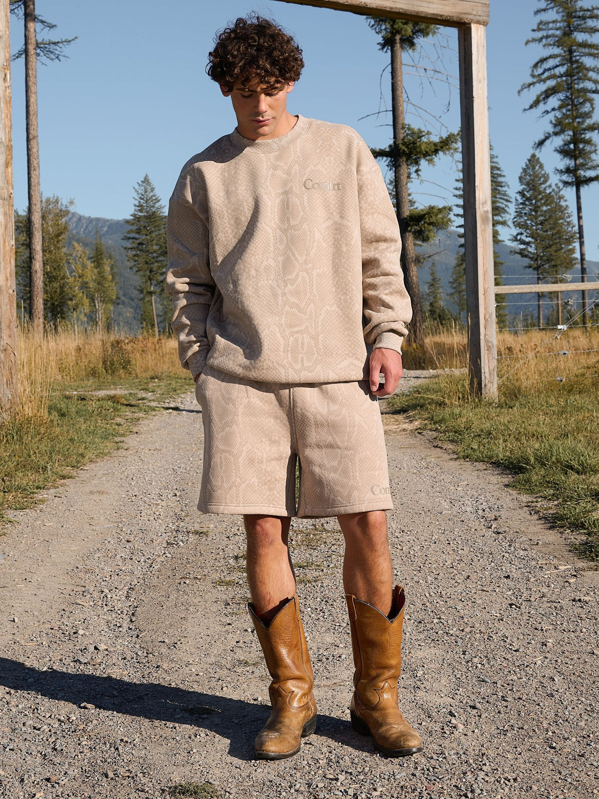 Minimalist 7" Shorts